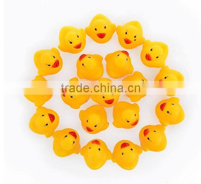 Hot wholesale promotional plastic duck ,christmas floating baby bath duck , yellow custom rubber duck
