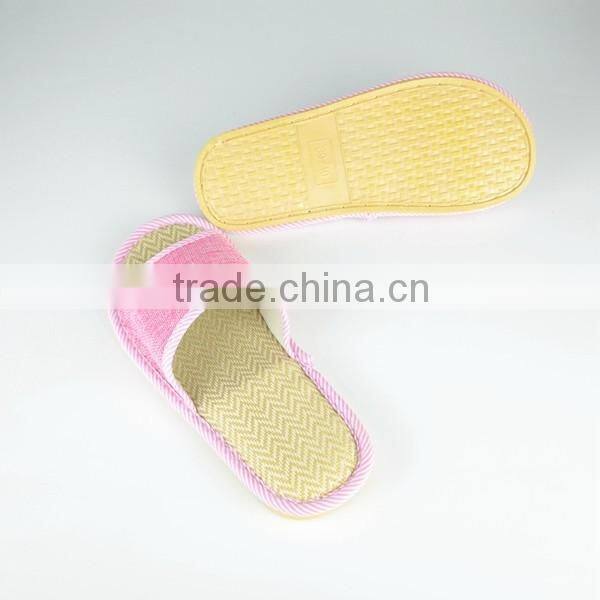 2016 warm comfortable indoor slippers