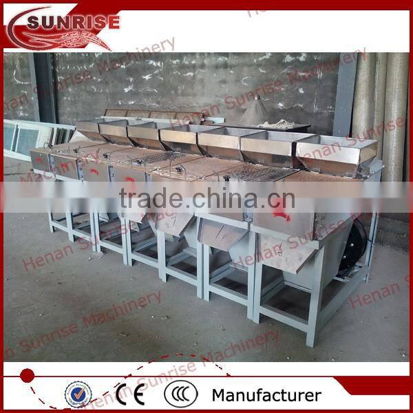 Factory price roasted peanut kernels halving machine