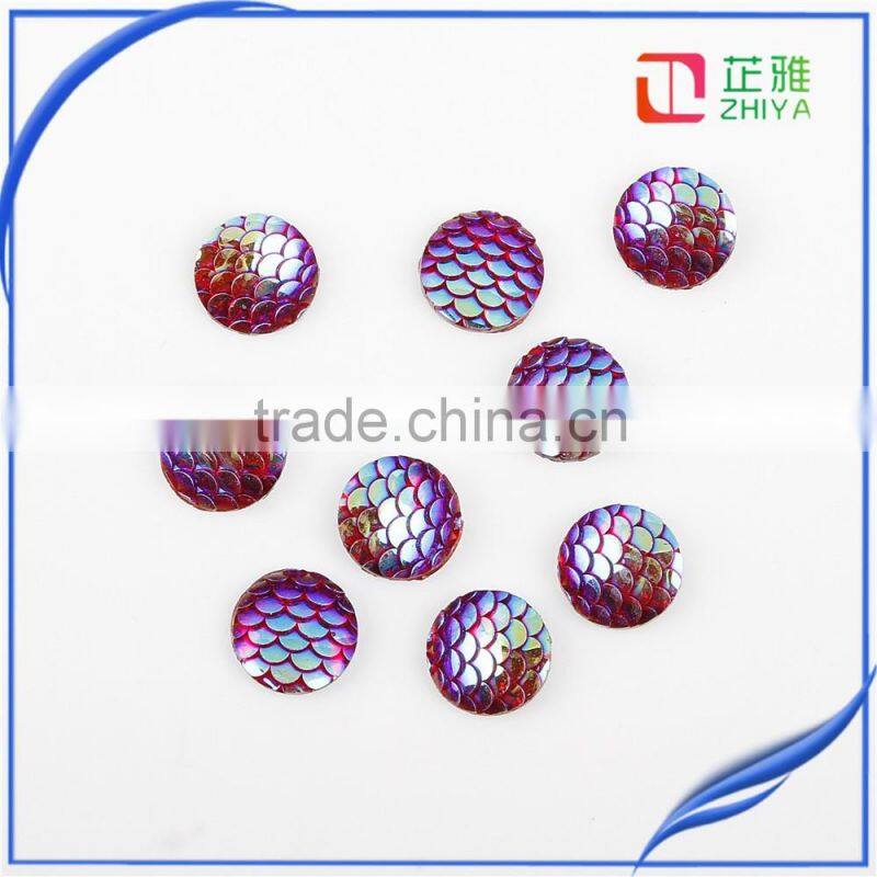 2016 Wholesale Round AB Color Fish Scale Carved Resin Dome Seals Cabochon