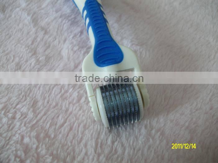 Lowest Price roller skate led light Microneedle Derma Roller