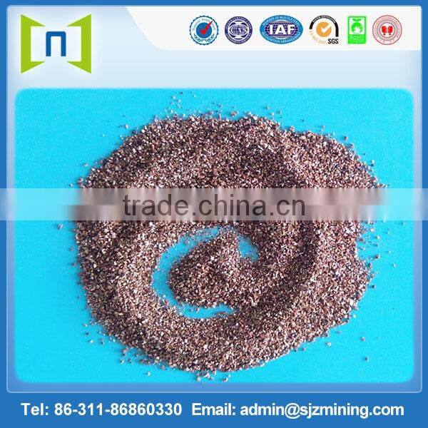 Golden expanded horticulture vermiculite