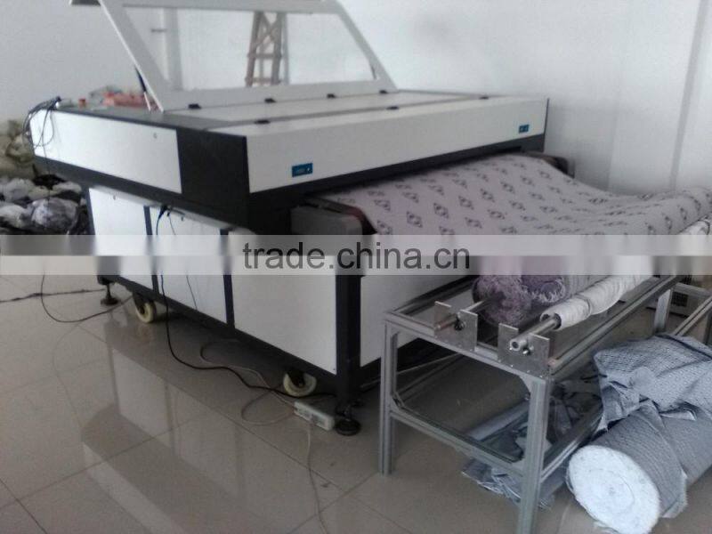 Multilayers fabic laser engraving machine