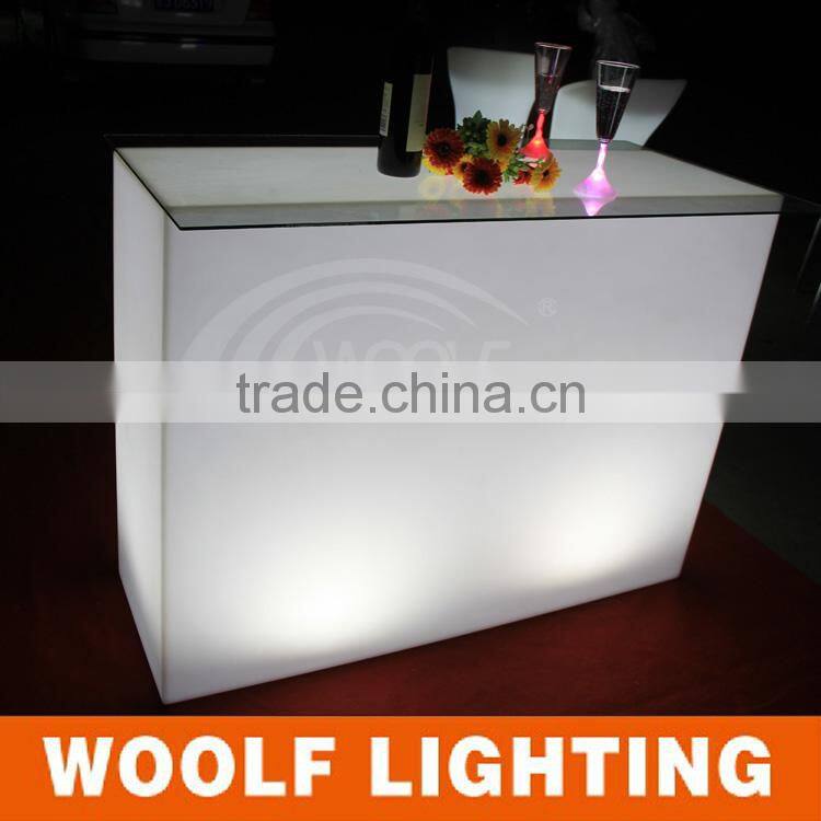 Glowing Rectangular LED Cocktail Lounge Table LED Party Events Lighting Up Decorative Table