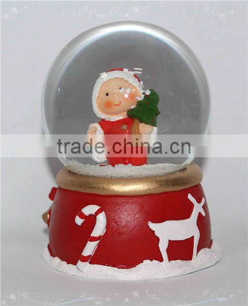 2013 fashional electric resin snow globe