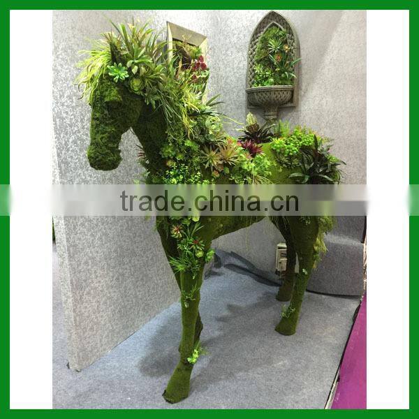Artificial plant sculpture