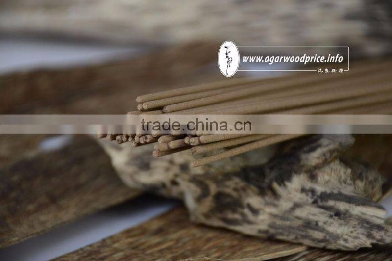 High Quality Agarwood incense sticks with burning time: 25-30minutes/stick
