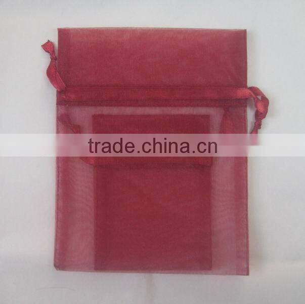 Red present pouch and gift bags with rope for outdoor packing/car-trip snacks/candy/gifts
