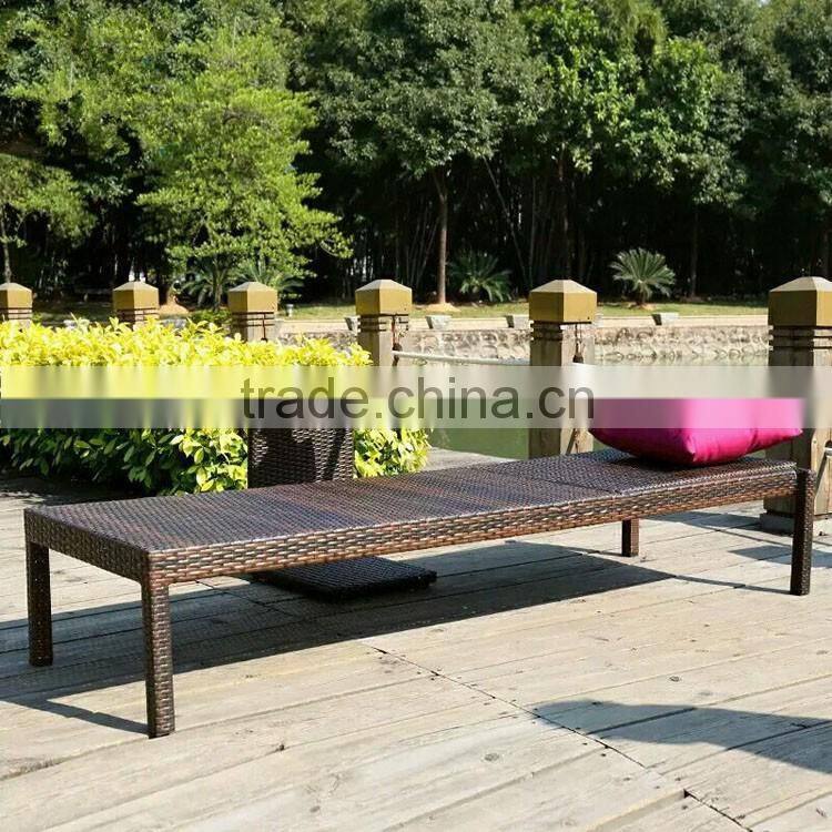 Patio Wicker Furniture Beach Sunbeds Lounge Rattan Sun Patio Pool Chaise Lounge Chair