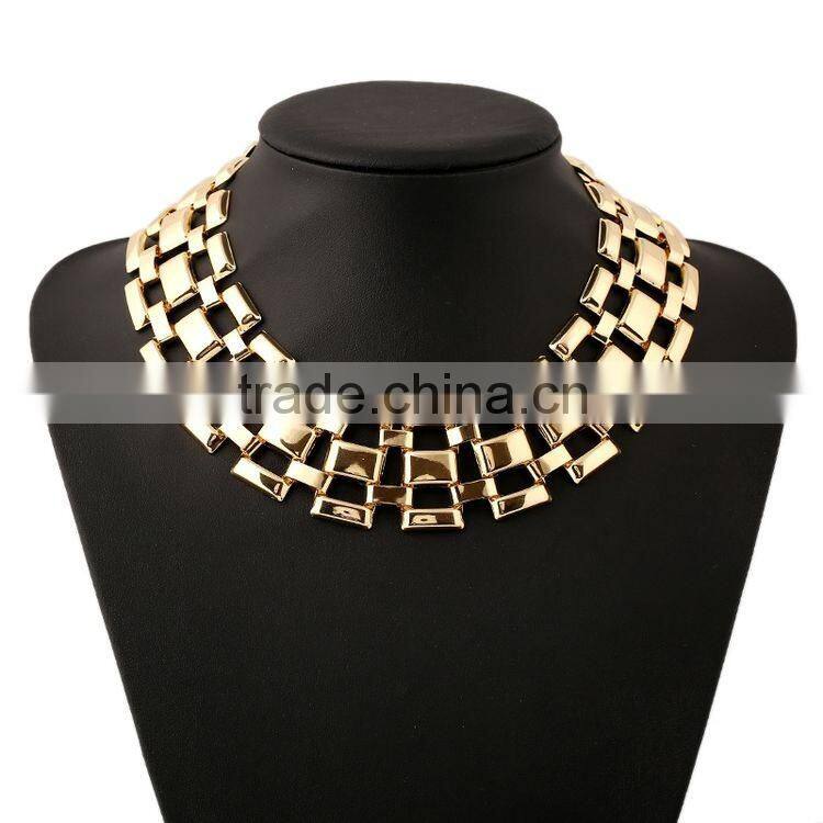 Women's Heavy Metal Texture Collar Necklace Short Paragraph Clavicle Chain Dubai Necklace