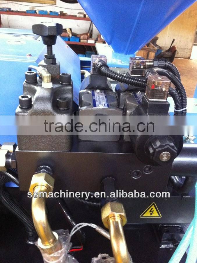 Small injection molding machine price