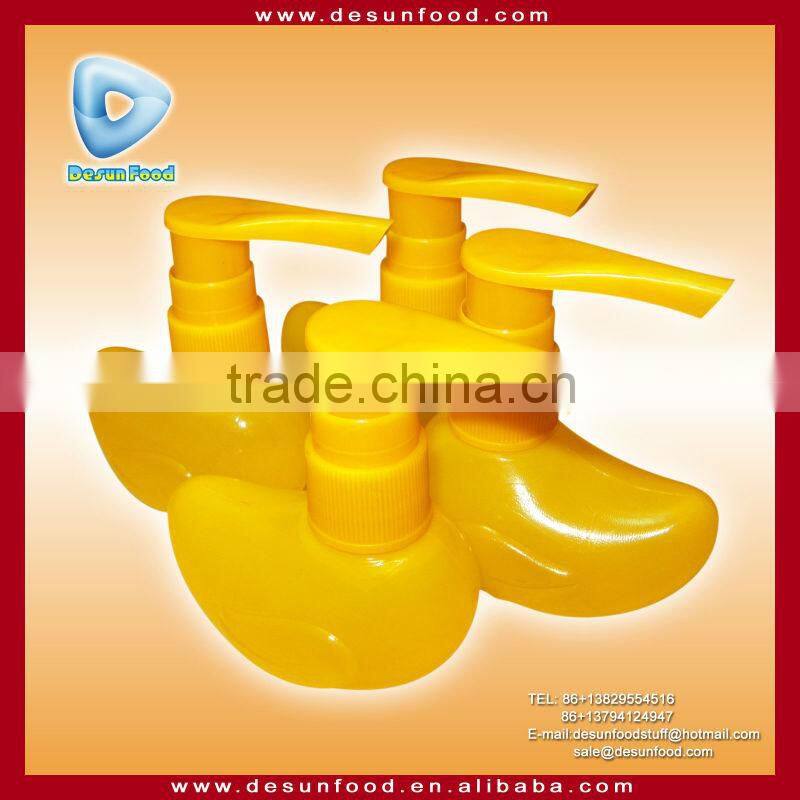 Giant rubber duck cartoon liquid spray candy