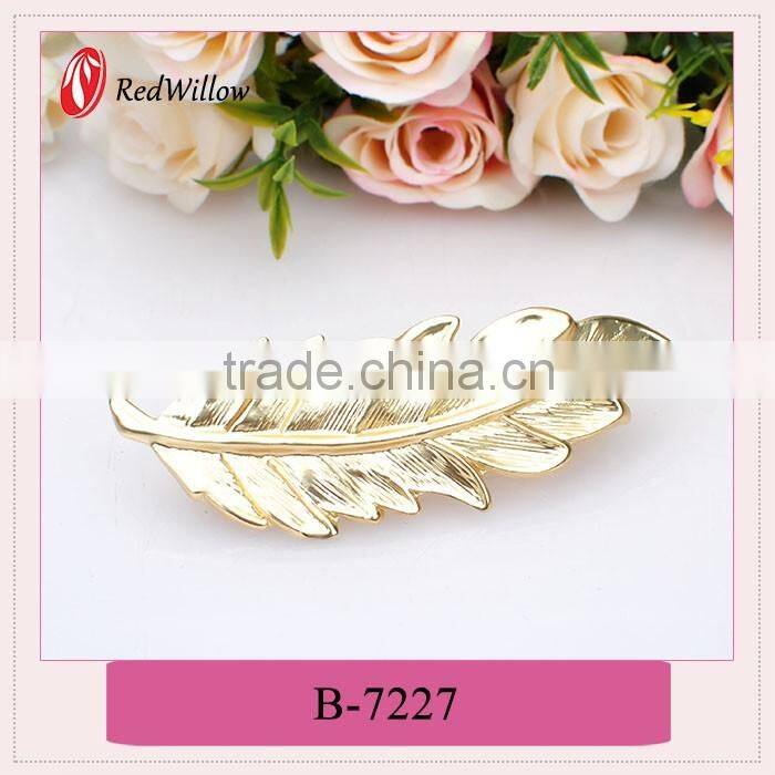 Factory direct sales all kinds of christmas girl hair accessories,led hair accessories,big hair comb