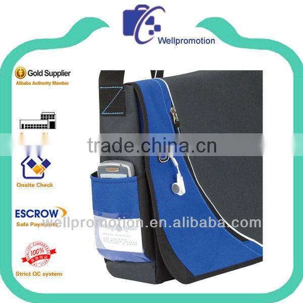 Wellpromotion designer branded 600D polyester adjustable single shoulder bag