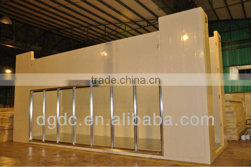 Glass door walk in cooler with entrance door