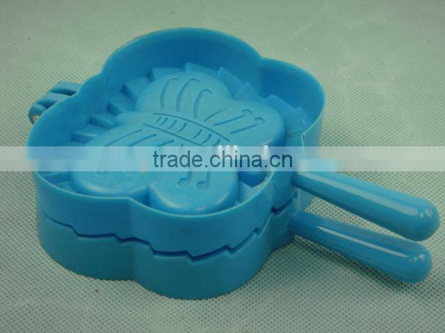Plastic butterfly shape bread clip