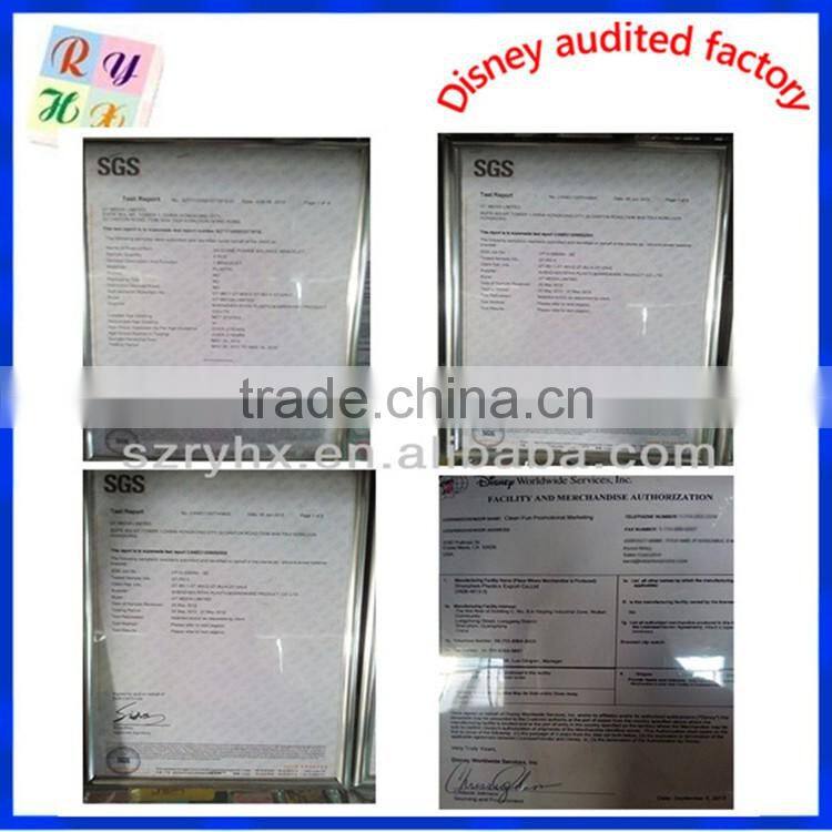 Newest design custom standard size soft cheap pvc luggage tag wholesale