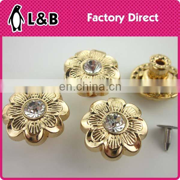 New models custom zinc alloy metal botton with glass stone