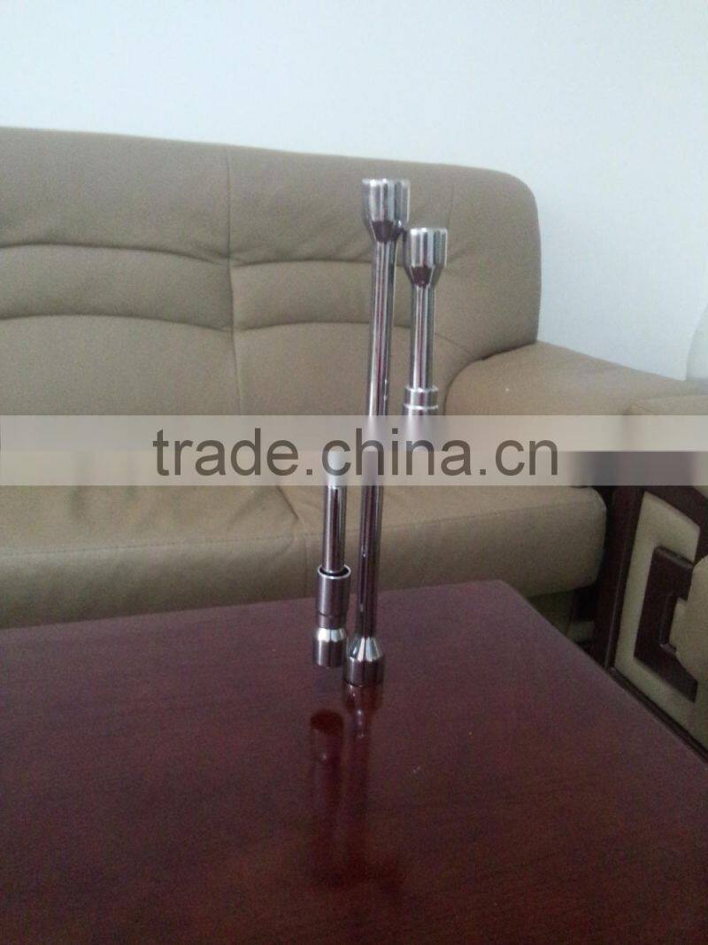 China Factory Manufacturer Carbon Steel Folding Cross Rim Wrench For Cars