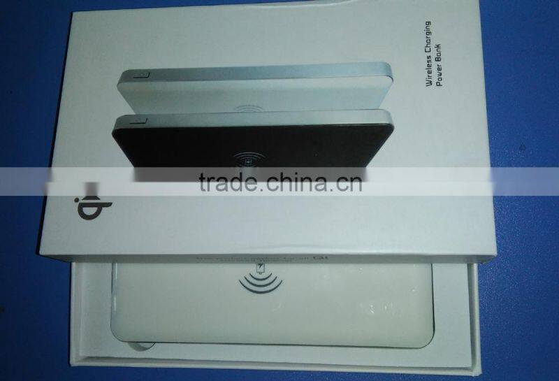 Manufacturer Wholesale QI Wireless Charger Power Bank 10000mAh Wireless Power Bank Charger