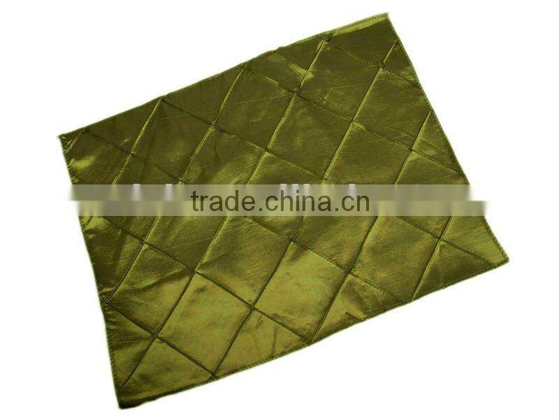 wholesale premium 100% polyester round pintuck taffeta table cloth