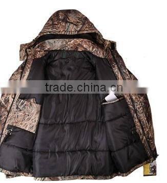 wholesale camo windproof taped hiking softshell jacket