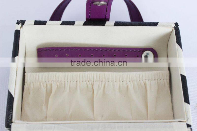 Hanging Lines Leather Cover Makeup Bag For Ladies