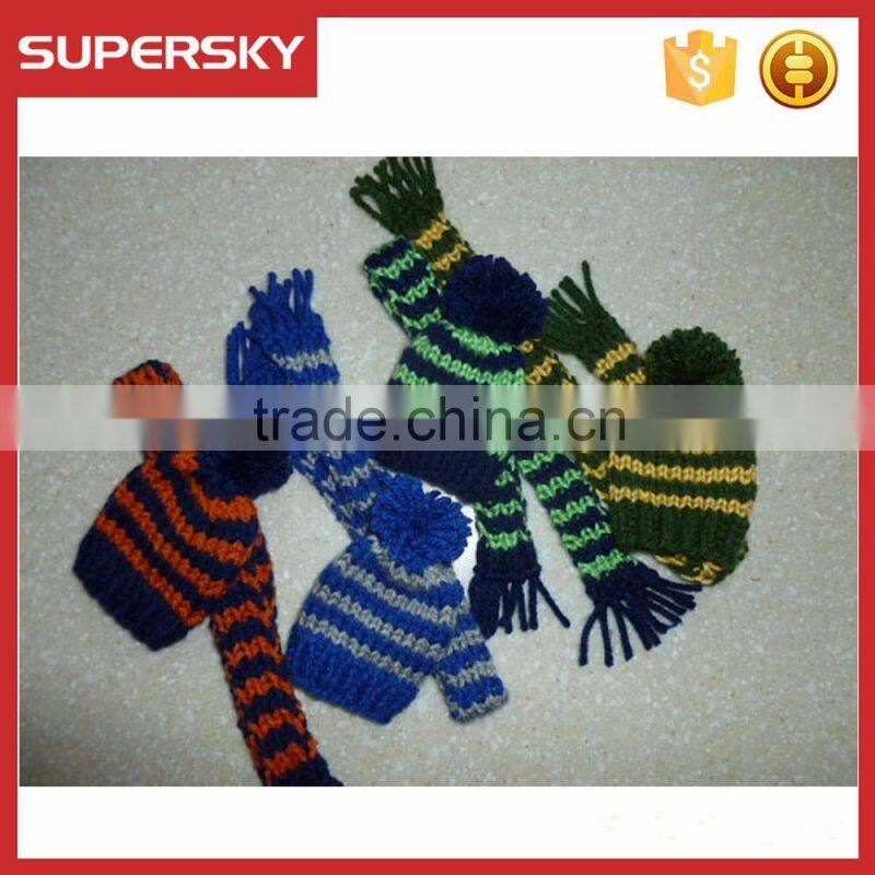 C1569-1 celebration party wine bottle cozy hat and scarf set decoration