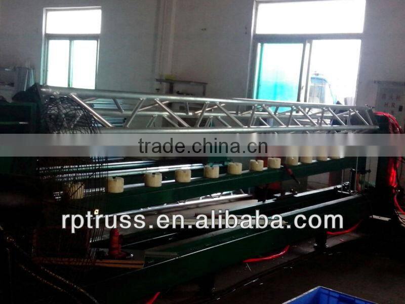 aluminum trussing for stage lights