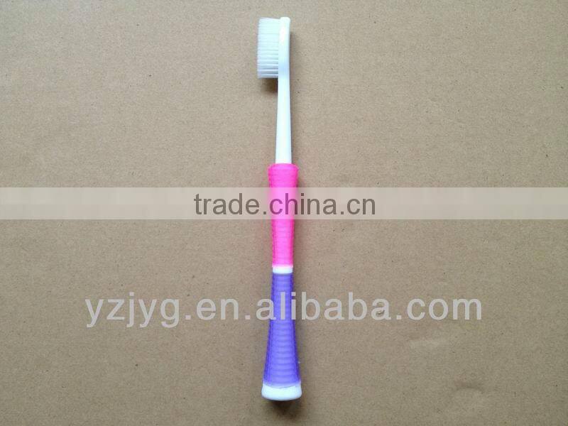 2013 new design best quality toothbrush for adult