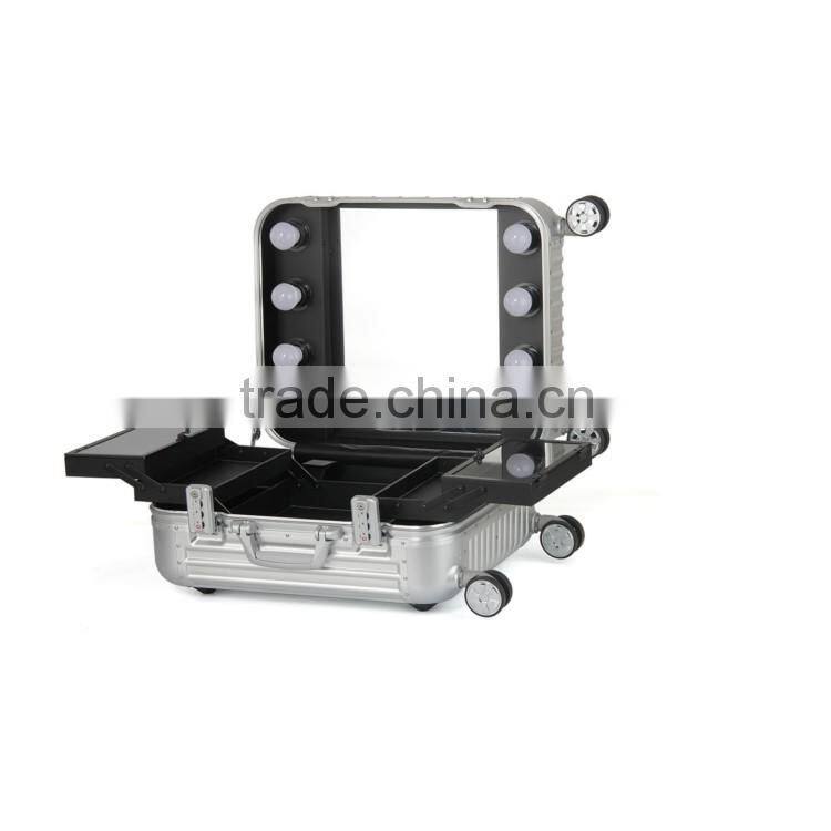 Sunrise Fashion High Quality Aluminum Carry Portable with lighted mirror Make up Case