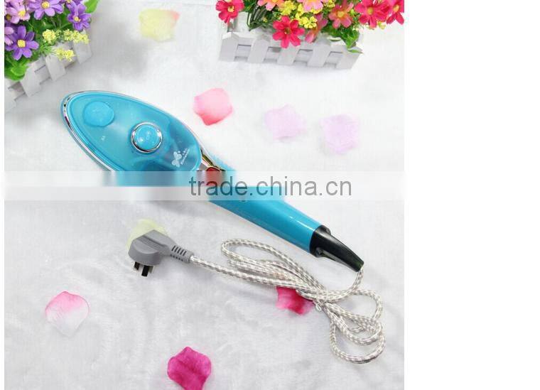 Travel Garment Steam Iron Clothes Mini Portable Handheld Garment Steamers / portable garment steamer