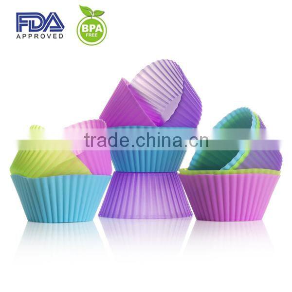 Jumbo Silicone Baking Cups /Muffin Liners in Storage Container