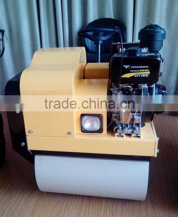 Double drum hydraulic drive vibratory small type road roller
