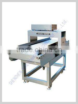 Metal needle detector and the food metal detector