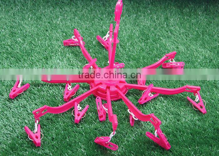 New product plastic clothes hanger with 16pcs pegs