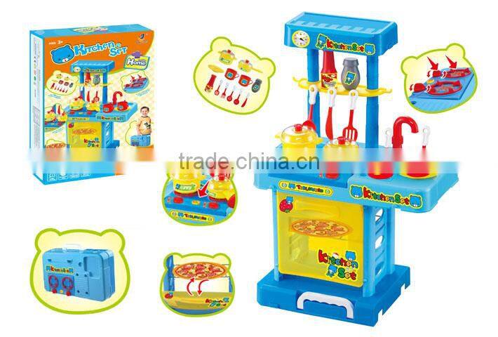 popular cartoon pirate PE latest action figure with 6P EN71