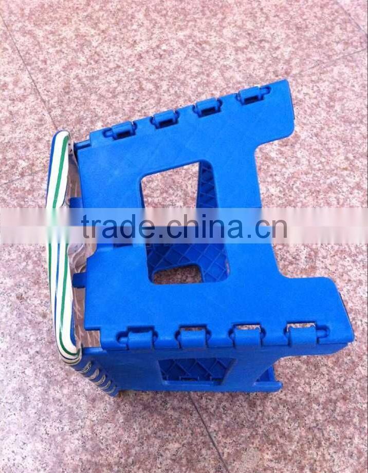 Popular sturdy plastic folding step stool in kitchen