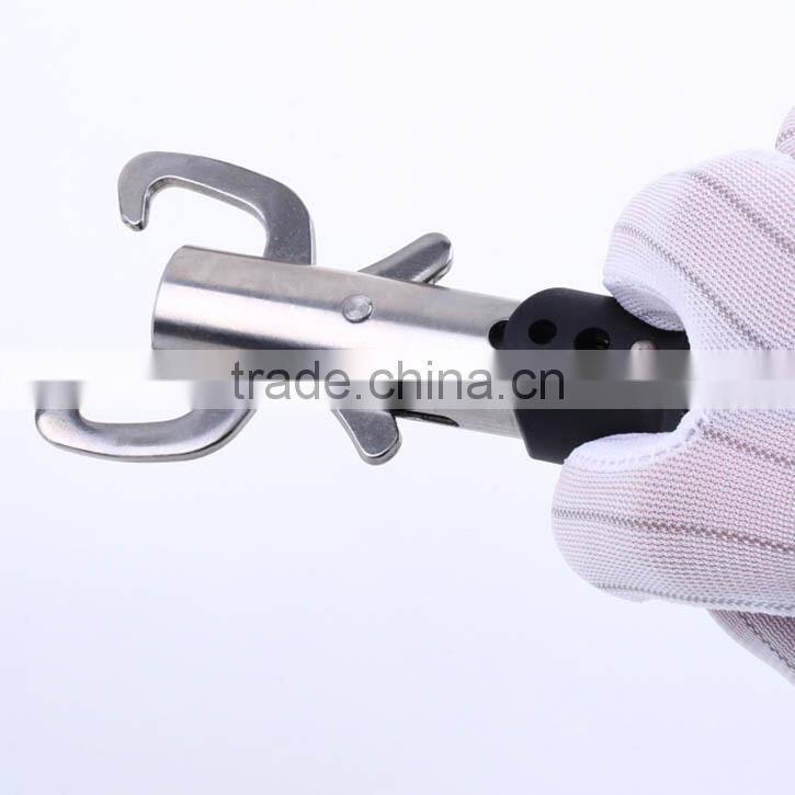 Fish Grip Lip Trigger Lock Fishing Tackle Gripper Grabber Grab Scale Fishing Tool