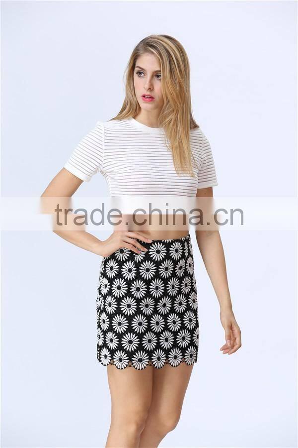 Latest Ladies Elegant Fashion Beautiful Daisy Crochet Lace Mini Skirt