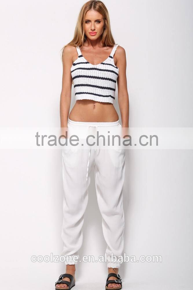 Loose fit elastic tied waist jogger pants with side pockets