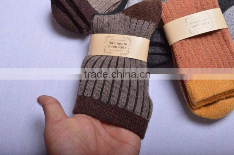 Fashion winter beautiful merino wool socks,new style women retro colorful socks wholesale