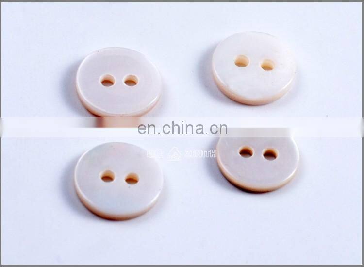 Quality Two Holes Natural River Shell Button for Clothing BN80063