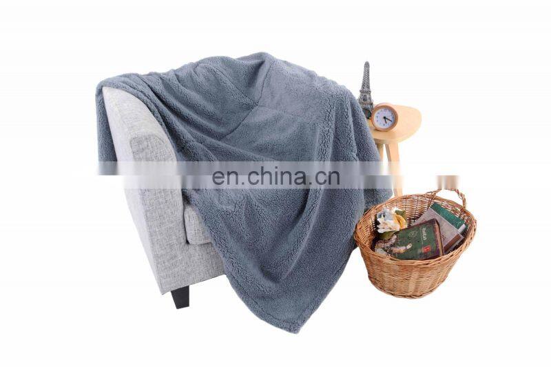 China gold supplier warm soft plain patchwork suede fleece blanket with sherpa back throw custom printed sherpa blankets