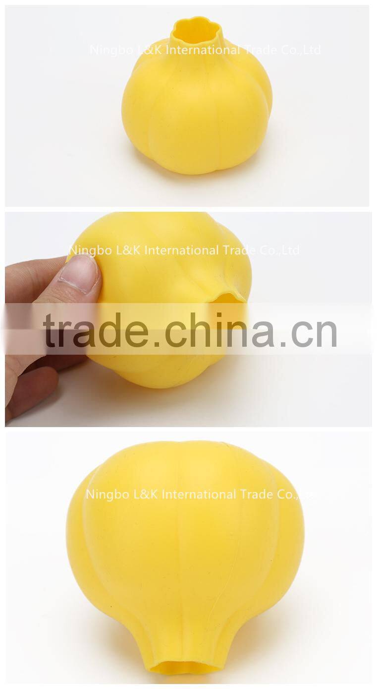 Hot sale promotional silicone garlic peeler