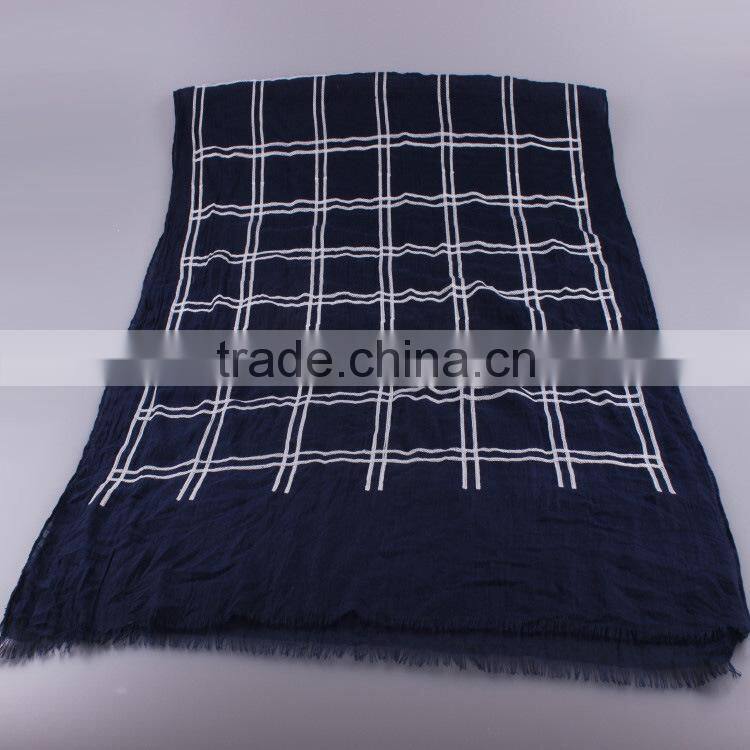 Wholesale Korean Fashion Woman Checked Plaid Embroidery Design Tassel Wide Voile Cotton Scarf