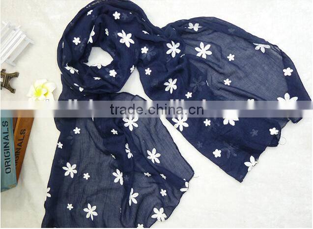 Wholesale Wide Flower Embroidery Cotton Ladies Fashion Scarf