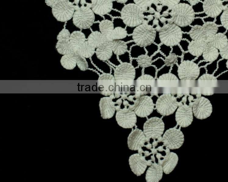 2014 New Design Cotton Water-soluable Lace Fabric Embroidery Guipure Flower Lace Collar