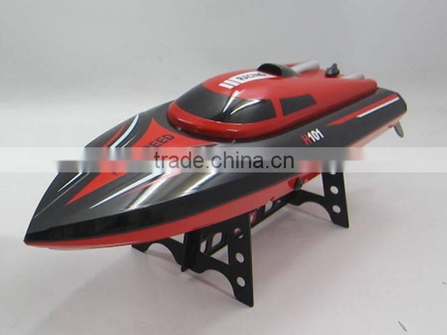 Hot sell remote control toy 2.4G rc boat with 4 channel function and LCD display in 2016