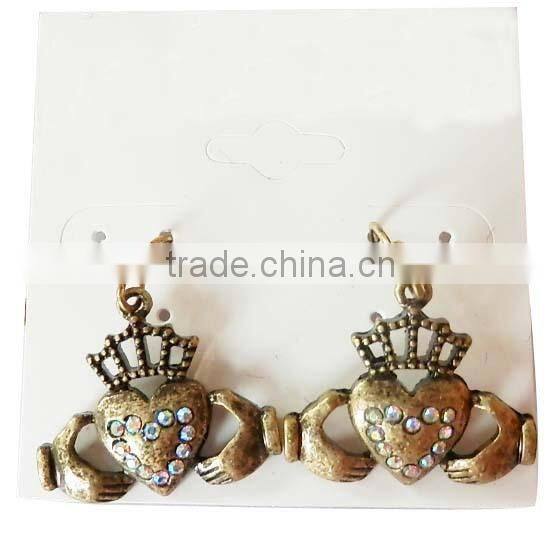 Fashion Claddaugh earring with colorful stone on it